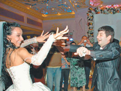 Михаил Галустян женился в третий раз