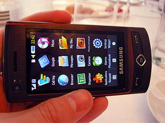 Samsung анонсировал свой новый флагманский мобильник
