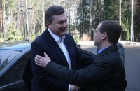 За дешевый газ Янукович доплатит Москве газохранилищами 