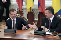 Россия поглощает Украину, - западные СМИ о визите Медведева 