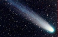 К Земле приближается огромная комета 