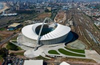 В ЮАР произошли столкновения работников стадиона и полиции 