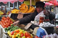 У Азарова уверены, что цены на продукты будут стабильны 