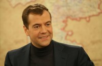 Глава Apple подарил Медведеву iPhone 4 