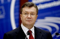 Янукович два раза назвал Клинтон «генсеком» 