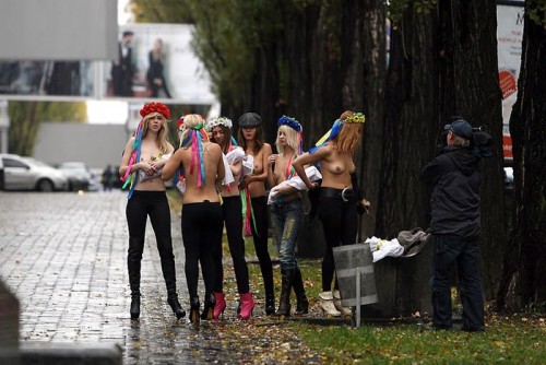   FEMEN <strong></strong>  <strong></strong> <strong></strong> 
