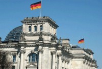 Власти Германии одобрили выход на пенсию в 67 лет 