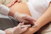 Медики доказали эффективность вакцинации беременных от гриппа