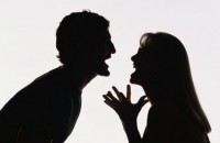 Кричать на мужа полезно для здоровья, на жену - нет, - врачи 