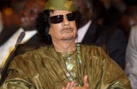 НАТО разбомбило бункер Каддафи 
