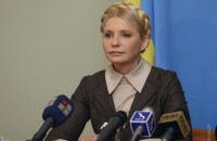 Тимошенко: Янукович в ближайшее время уволит Азарова
