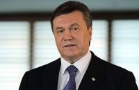 Янукович снова обещает журналистам показать Межигорье 
