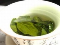 Сахар делает зеленый чай более полезным