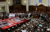 Депутаты рассмотрят законопроект об амнистии Тимошенко и Луценко