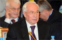 Оппозиция требует возбудить против Азарова уголовное дело