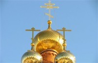 Запорожские священники зовут прихожан встретить Новый год в храме 