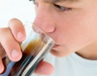 Полезно ли пить энергетические напитки перед физическими нагрузками?