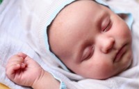 Ученые доказали вред стерильности для иммунитета ребенка