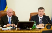 СМИ: Азаров подписал соглашение о ЗСТ с Россией без разрешения Януковича 