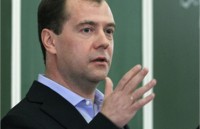 Медведев считает неприемлемым преследование политических противников в Украине 