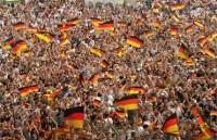 Сборную Германии оштрафовали за свастику