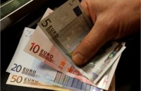 В Греции неизвестные похитили из банка полмиллиона евро