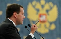 Медведев не исключил своего выдвижения в президенты 