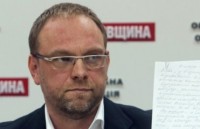 Нельзя лечить силой: Власенко напомнил, что ответственность за состояние Тимошенко несут берлинские медики 