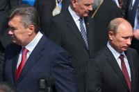 Путін знову опустив Януковича «нижче плінтуса»