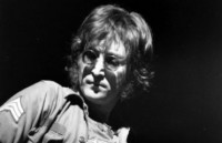 Дантист хочет клонировать Джона Леннона с помощью зуба певца 