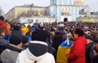 Активисты Майдана отбили атаку силовиков на Михайловской 