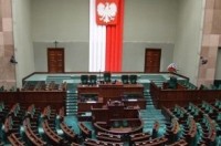 Польський Сейм виступив за санкції для відповідальних за кров в Україні