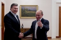 Путин отказался общаться с Януковичем