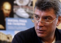 Немцов: Путин шлет в Украину штрафбатальоны из зеков