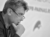 Европарламент потребует международного расследования убийства Немцова