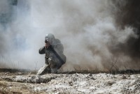 В районе Песок украинские войска отбили атаку террористов, уничтожив бронетехнику